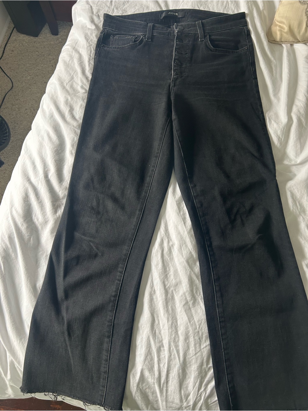 Joe’s Jeans Calllie High Rise Cropped Jeans In Washed Black
